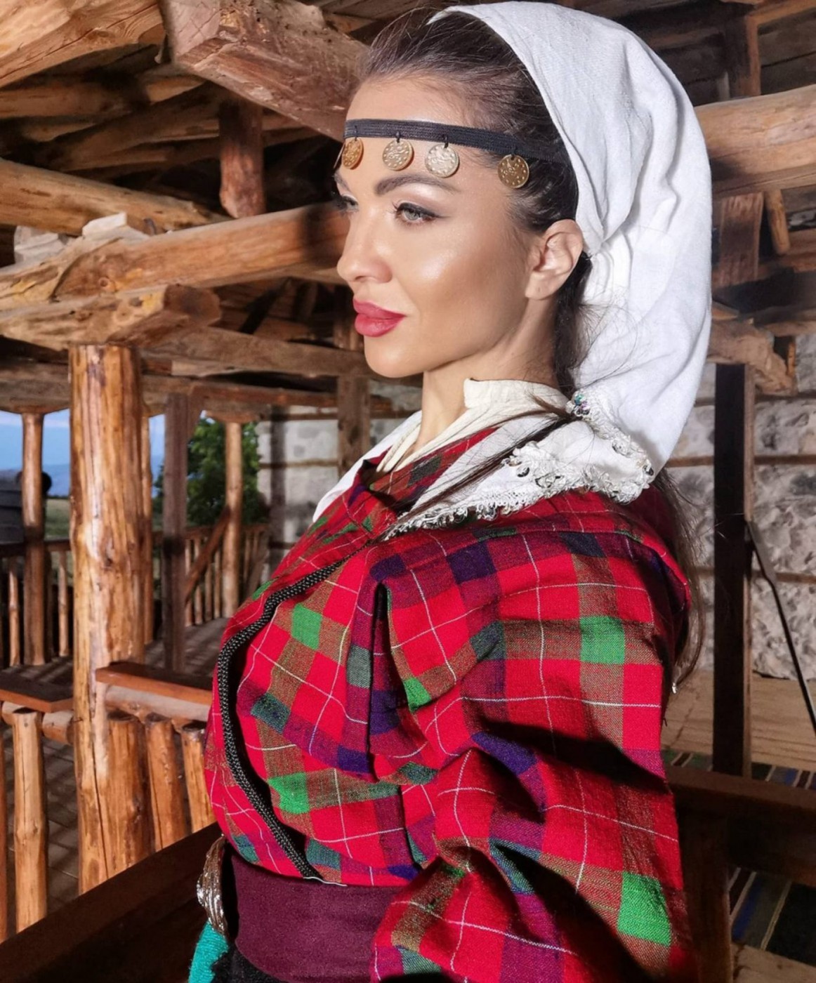Ново признание за Райна и фолклора, който представя